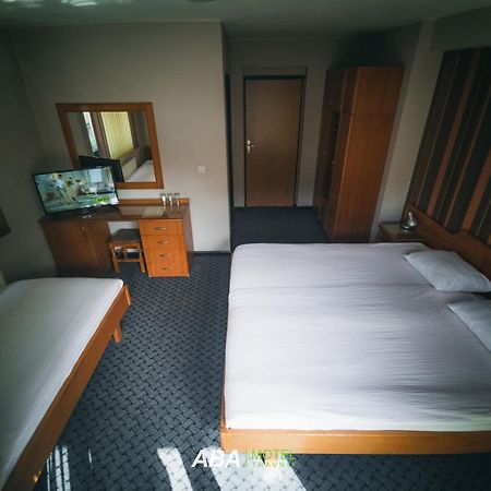 Garni Motel Aba Травник Екстериор снимка