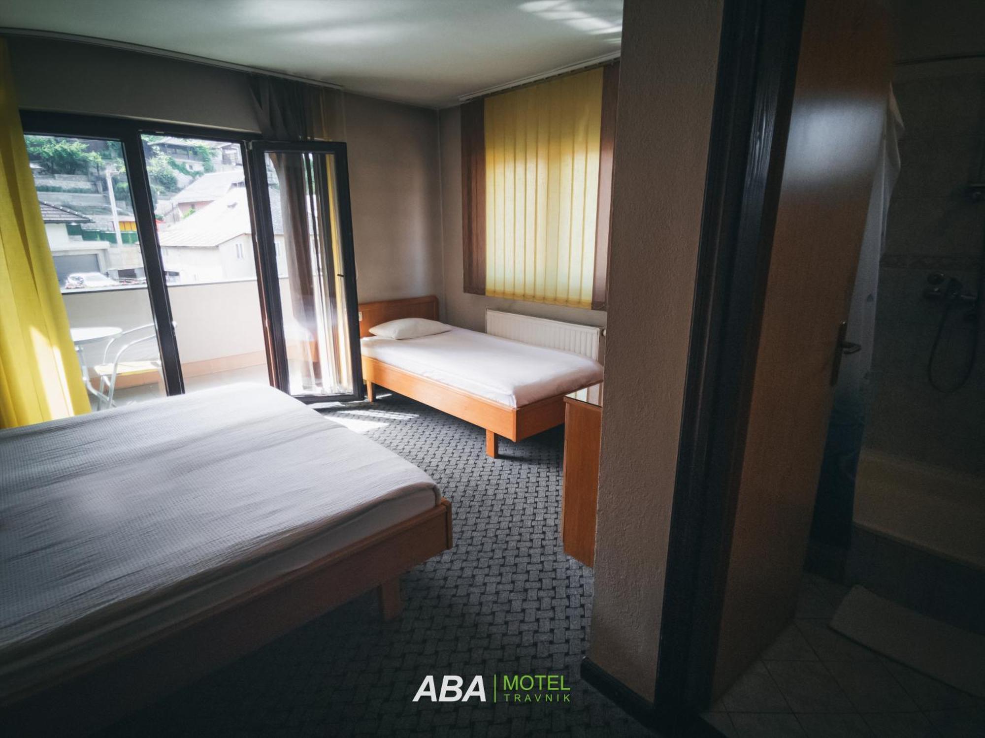 Garni Motel Aba Травник Екстериор снимка