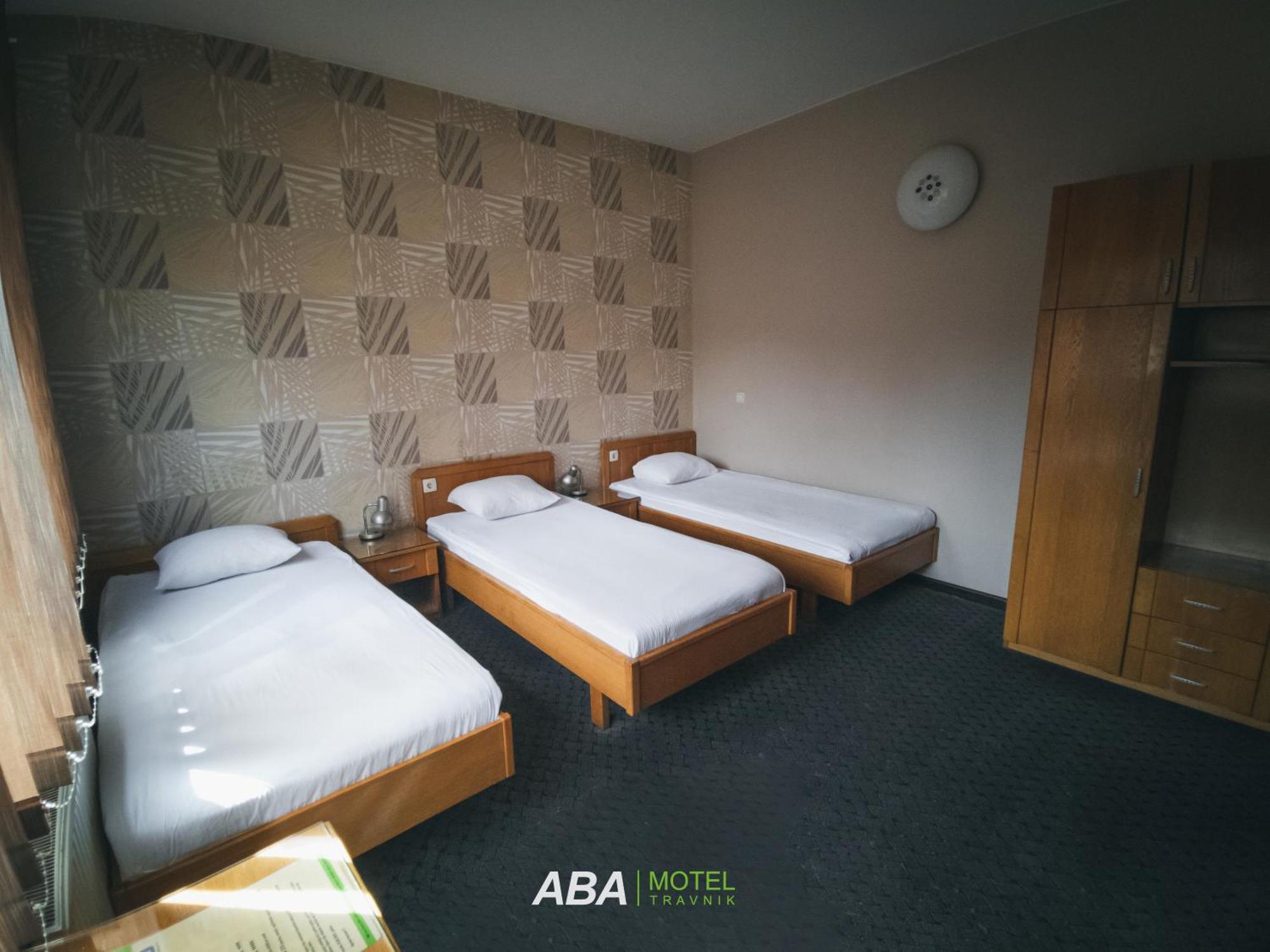 Garni Motel Aba Травник Екстериор снимка