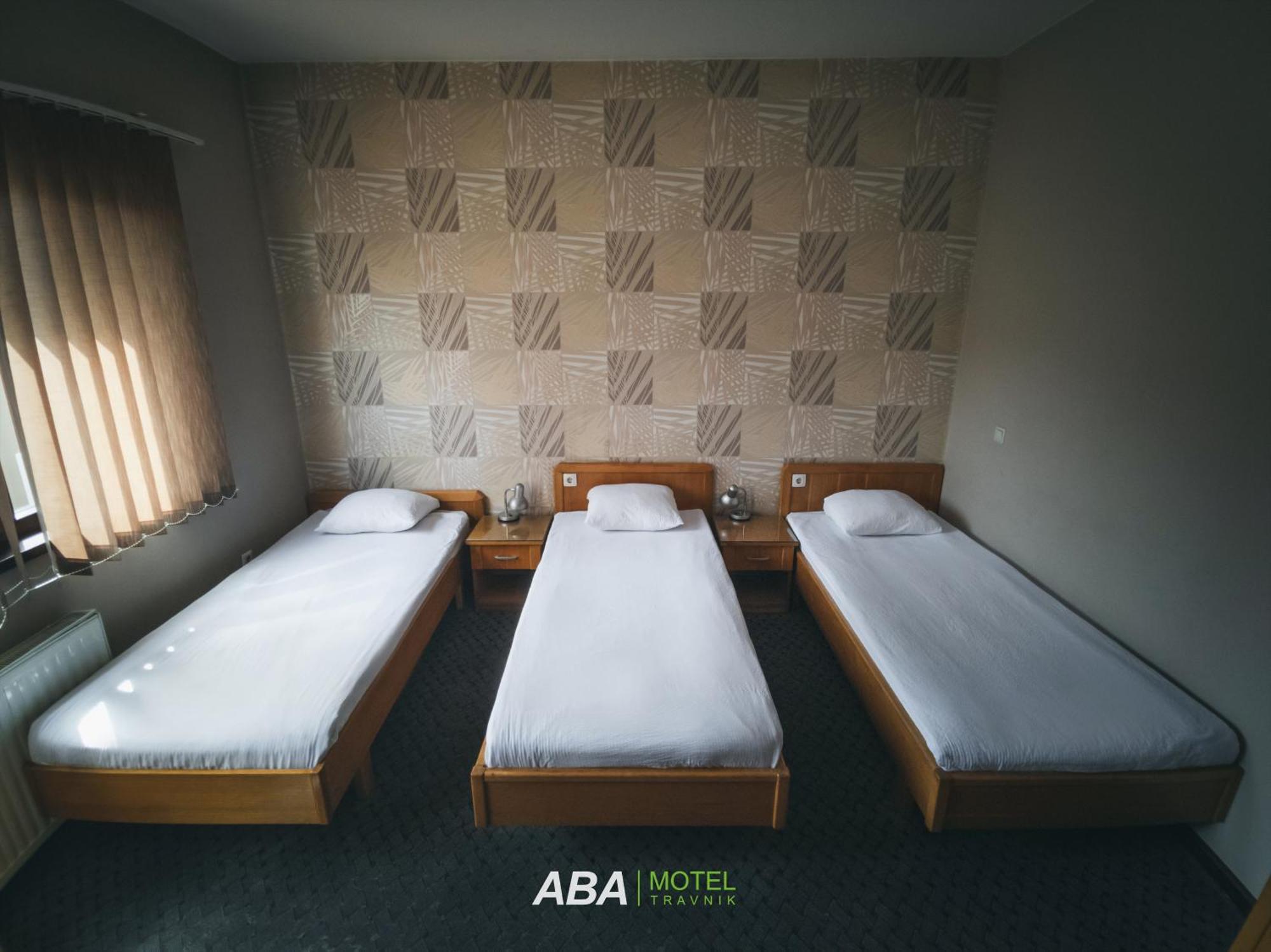 Garni Motel Aba Травник Екстериор снимка
