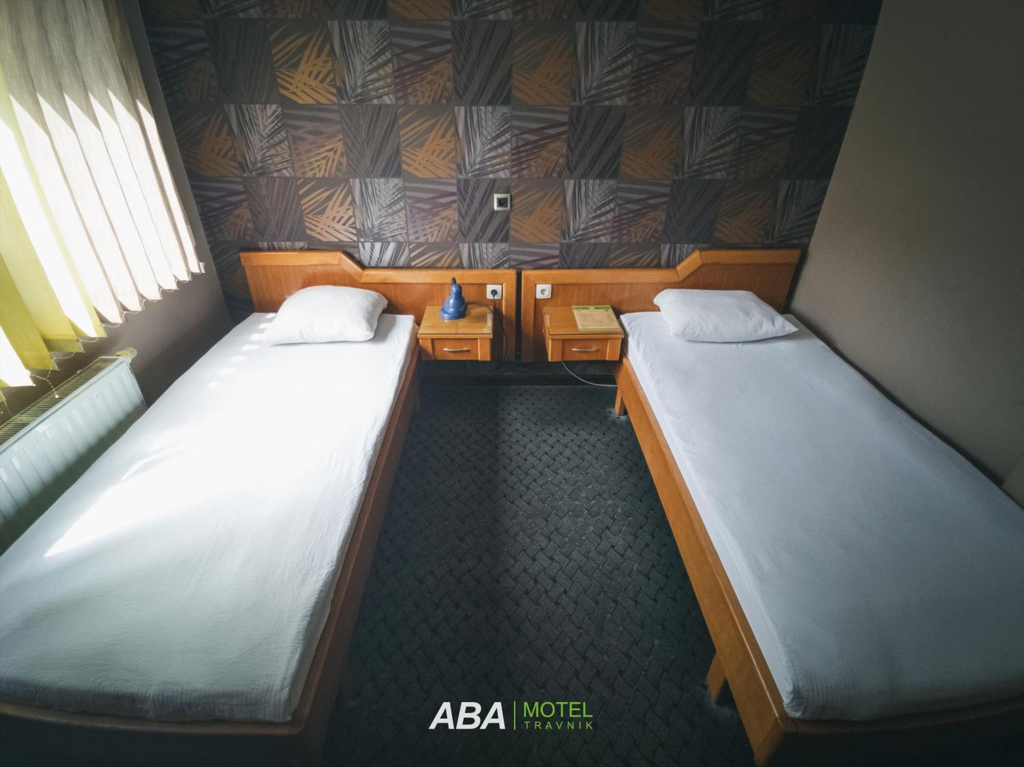 Garni Motel Aba Травник Екстериор снимка