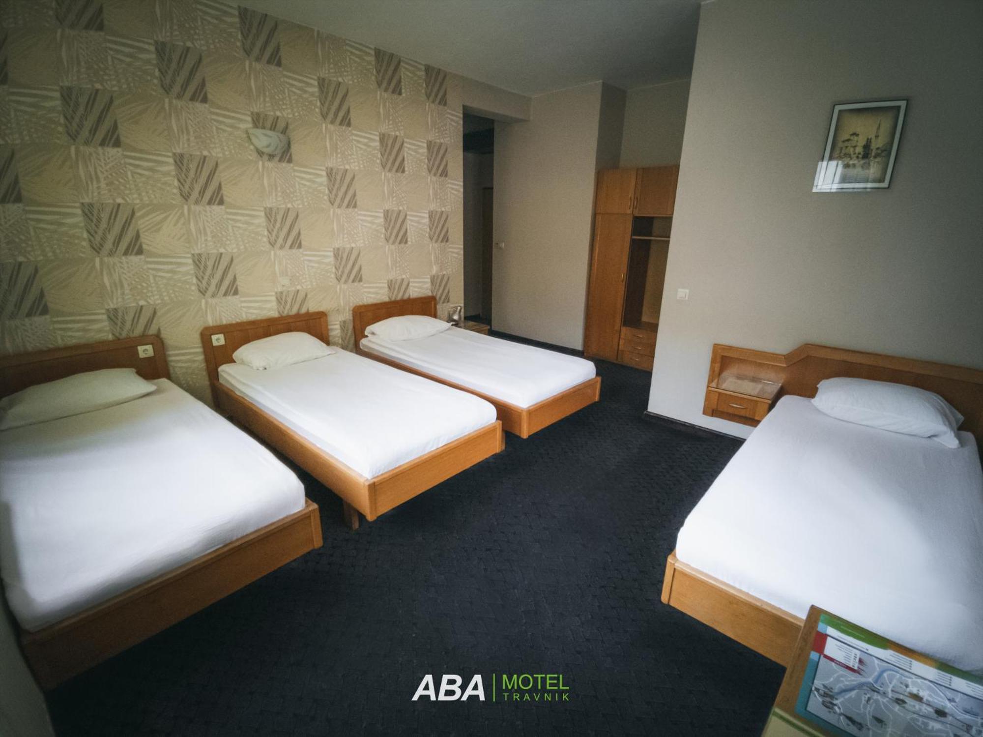 Garni Motel Aba Травник Екстериор снимка