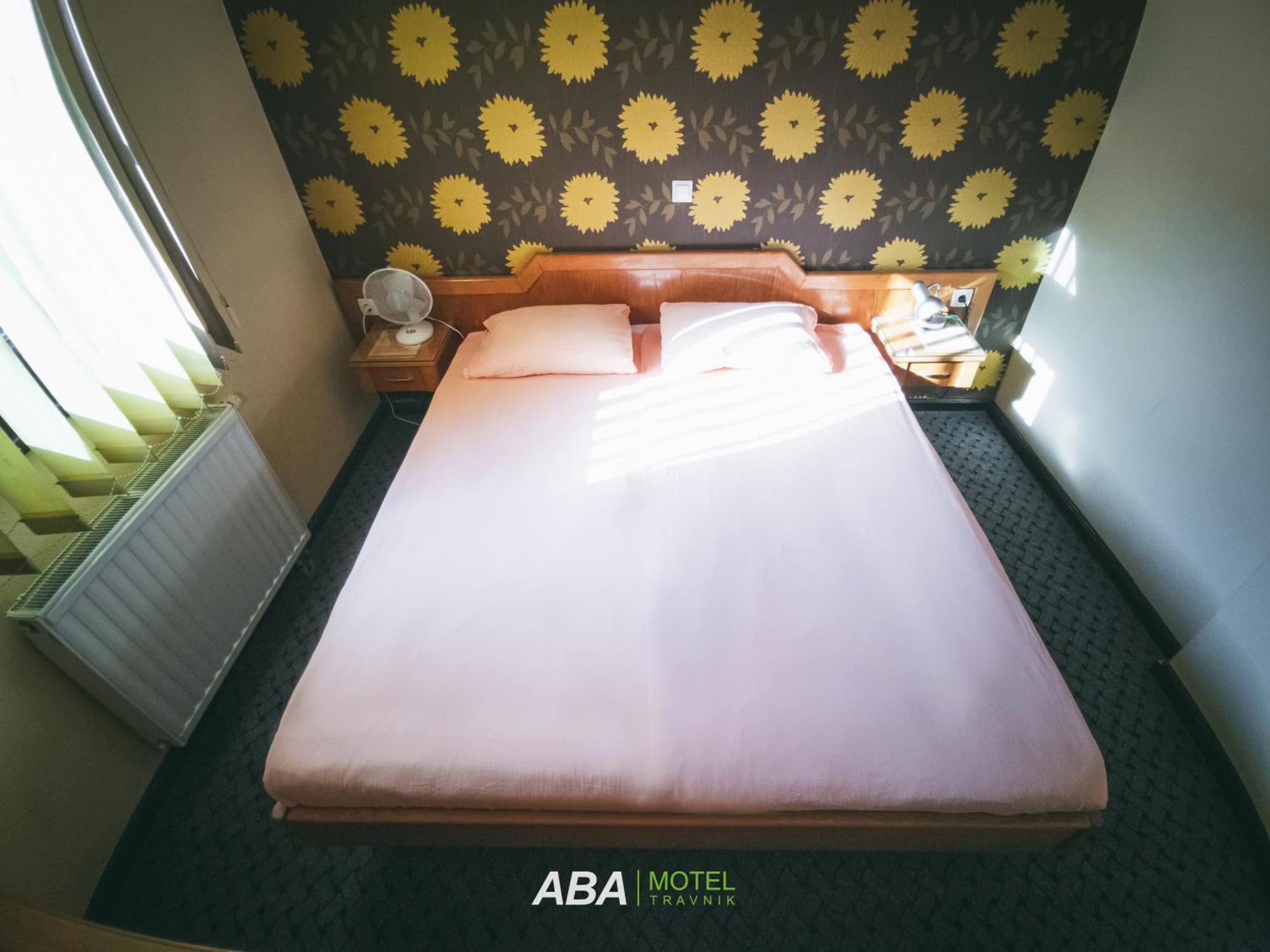Garni Motel Aba Травник Екстериор снимка